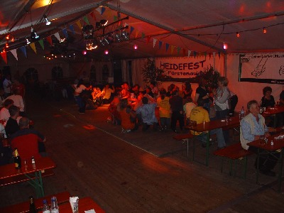 und das Publikum auf dem Boden